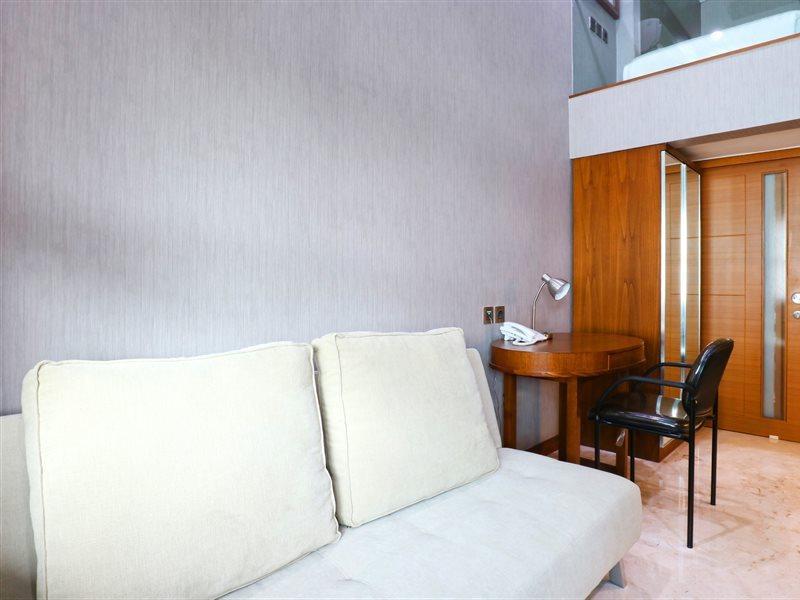 Hotel The Baile à Jakarta Extérieur photo
